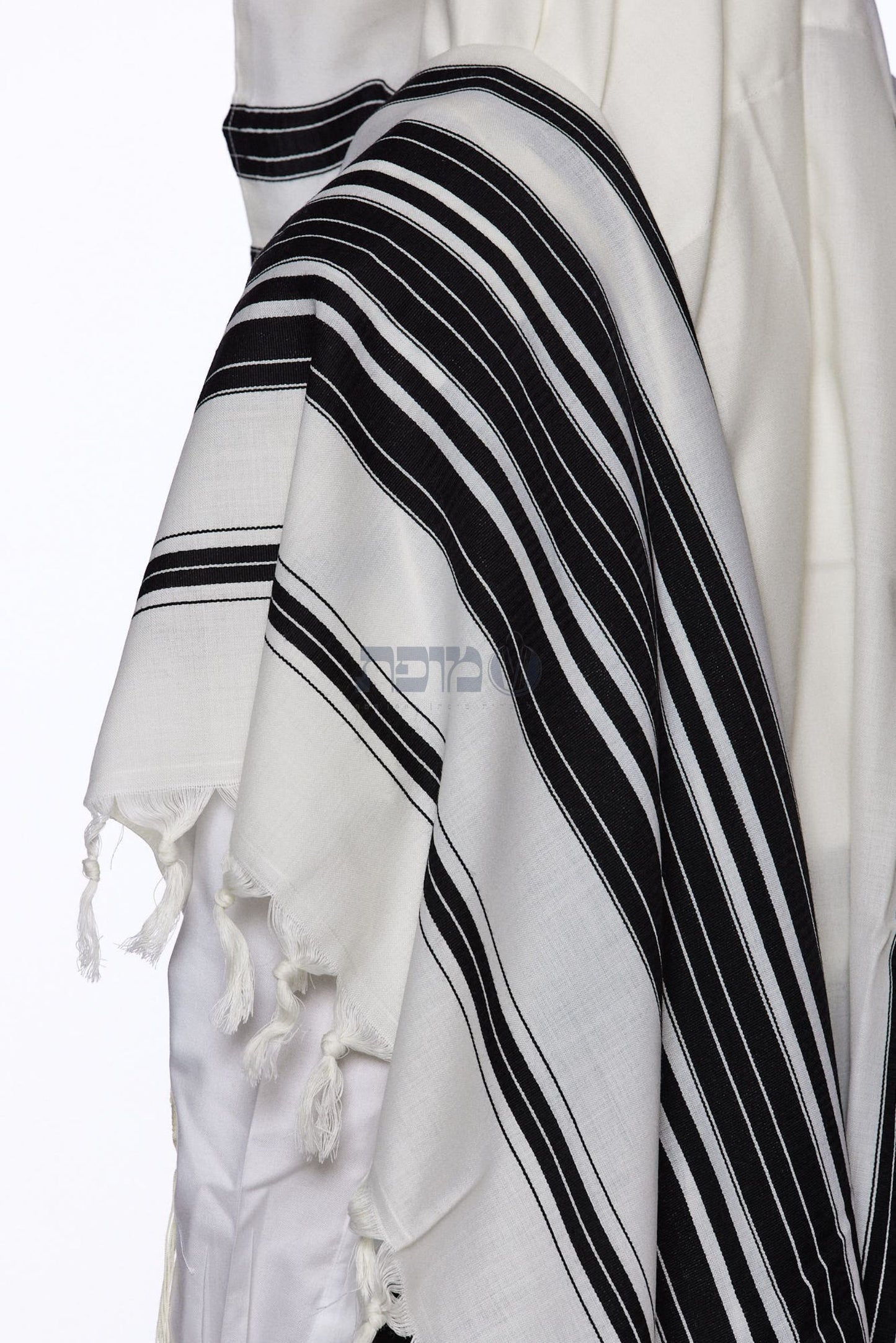 'The Rebbe Talis' Wool Chabad Thin Strings XL Silk Lining Black Stripes